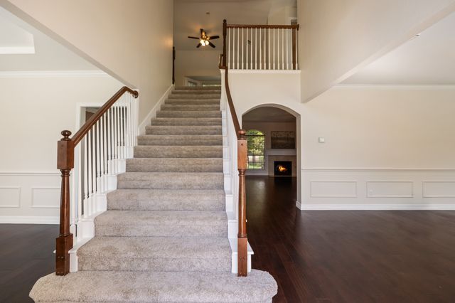 2405 Greenwich Drive, Carrollton, TX 75006