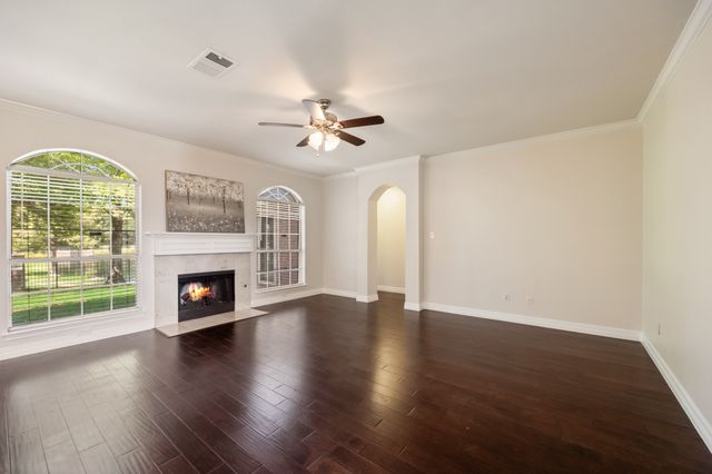 2405 Greenwich Drive, Carrollton, TX 75006
