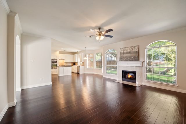 2405 Greenwich Drive, Carrollton, TX 75006