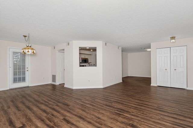 206 Spindle Top Lane, 206, Fort Thomas, KY 41075