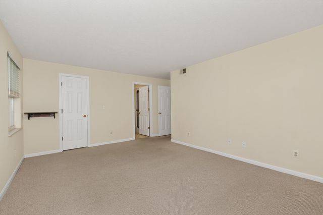 206 Spindle Top Lane, 206, Fort Thomas, KY 41075