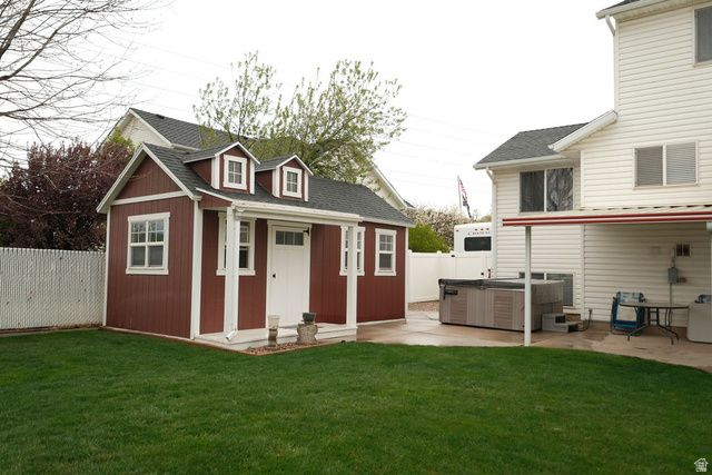 6402 S RAYMOND DR, South Weber, UT 84405