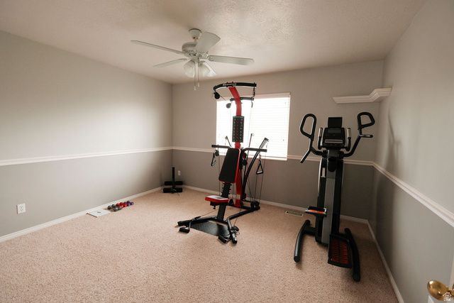 6402 S RAYMOND DR, South Weber, UT 84405