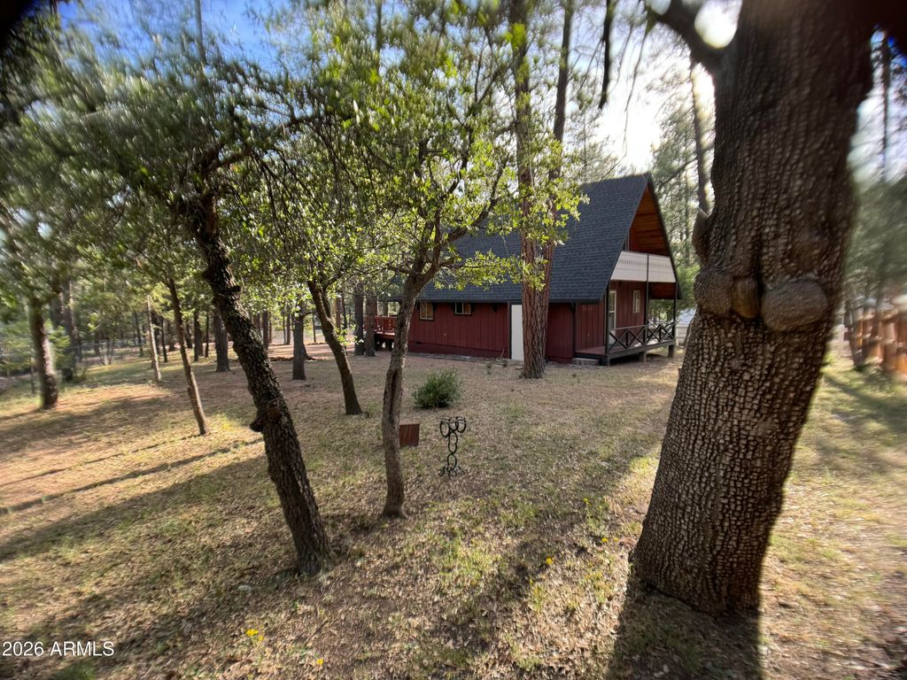 Image 26 of property listing at 5265 N SQUIRREL Run, Pine, AZ 85544