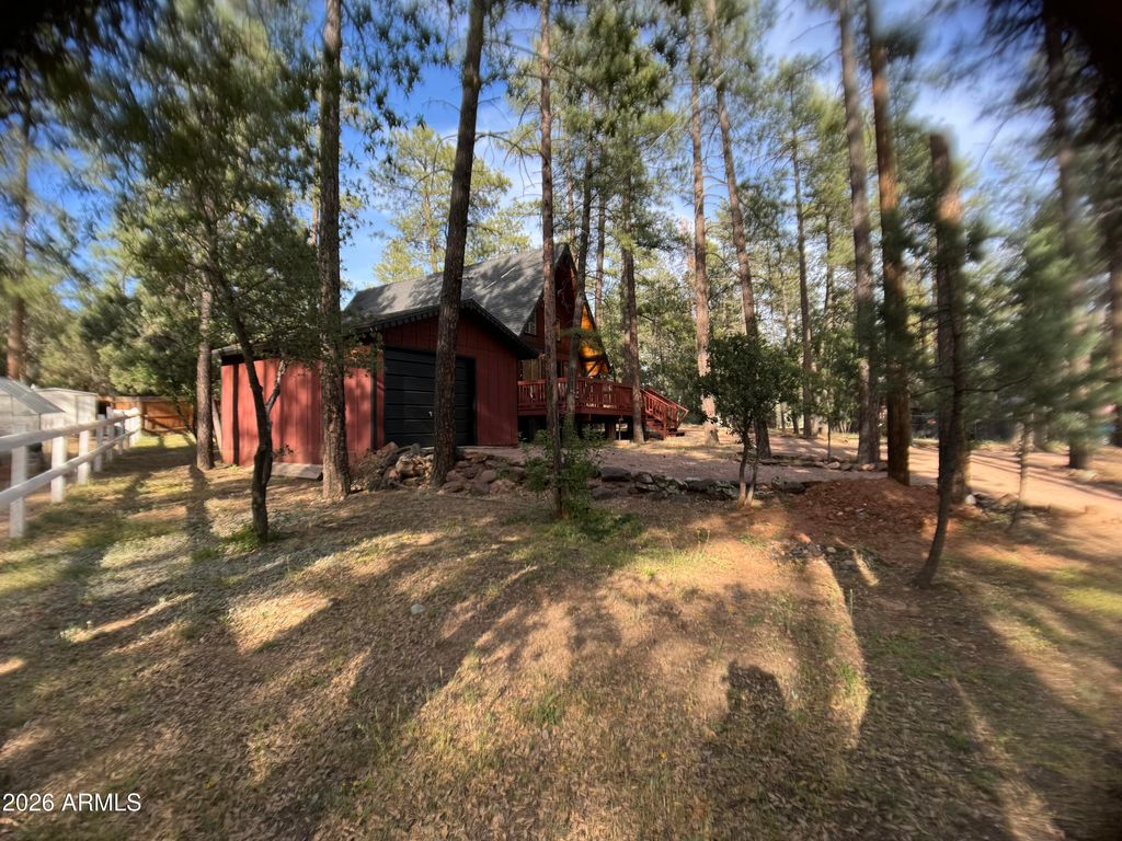 Image 29 of property listing at 5265 N SQUIRREL Run, Pine, AZ 85544