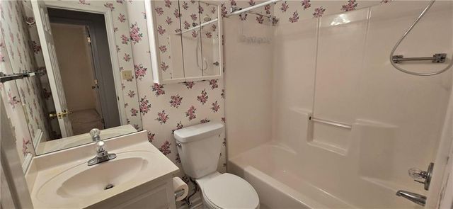 3050 Country Farms Drive, Snellville, GA 30039