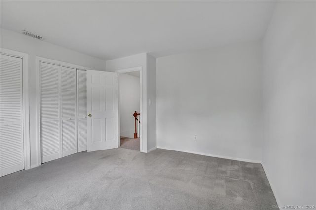 185 Hampton Court 185, Newington, CT 06111