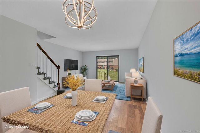 185 Hampton Court 185, Newington, CT 06111