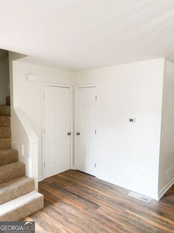 7010 Oakhill Circle, Austell, GA 30168