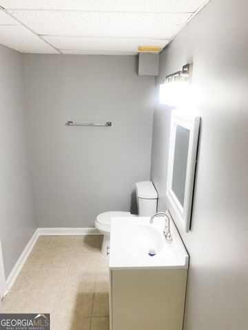 7010 Oakhill Circle, Austell, GA 30168