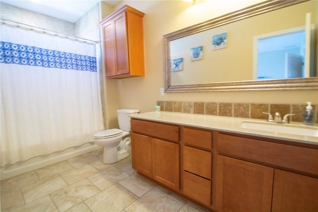 14878 Granada Dr 504, Corpus Christi, TX 78418