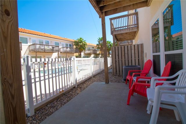 14878 Granada Dr 504, Corpus Christi, TX 78418