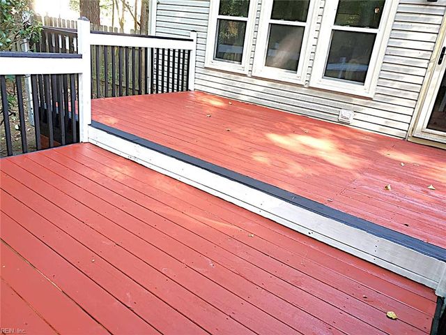 100 Blacksmith ARCH, Yorktown, VA 23693