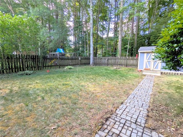 100 Blacksmith ARCH, Yorktown, VA 23693