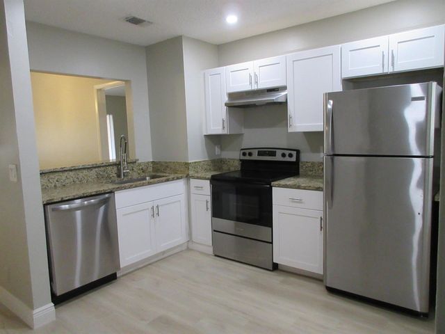 11448 NW 42nd Street, Coral Springs, FL 33065
