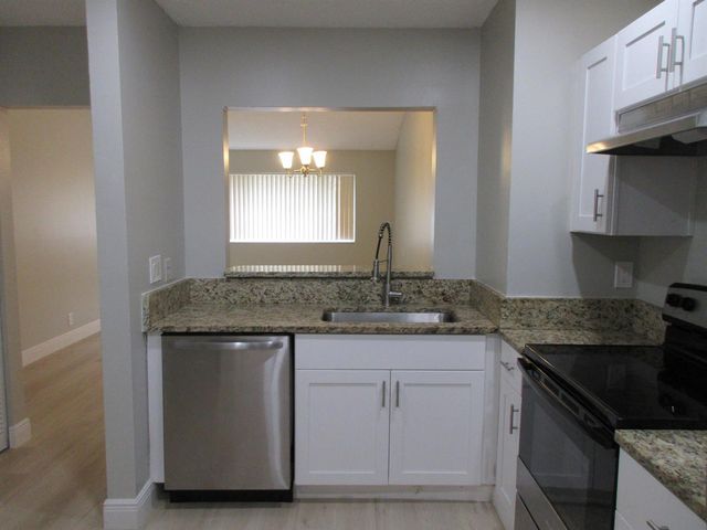 11448 NW 42nd Street, Coral Springs, FL 33065