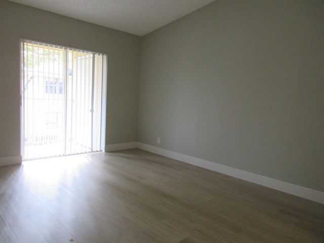 11448 NW 42nd Street, Coral Springs, FL 33065