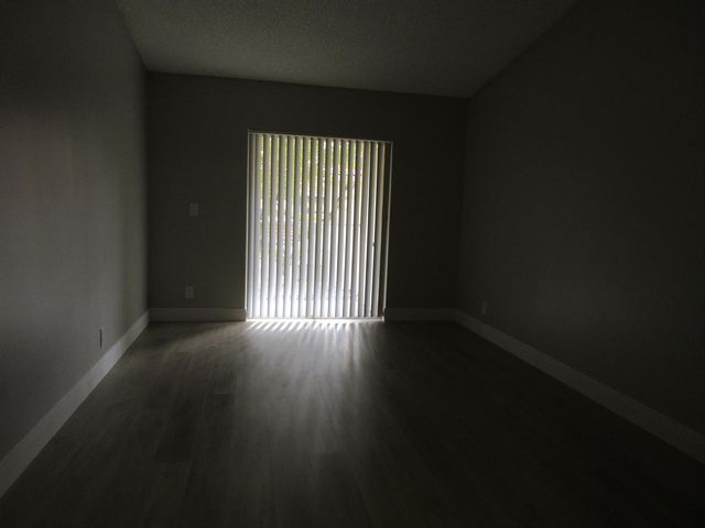 11448 NW 42nd Street, Coral Springs, FL 33065