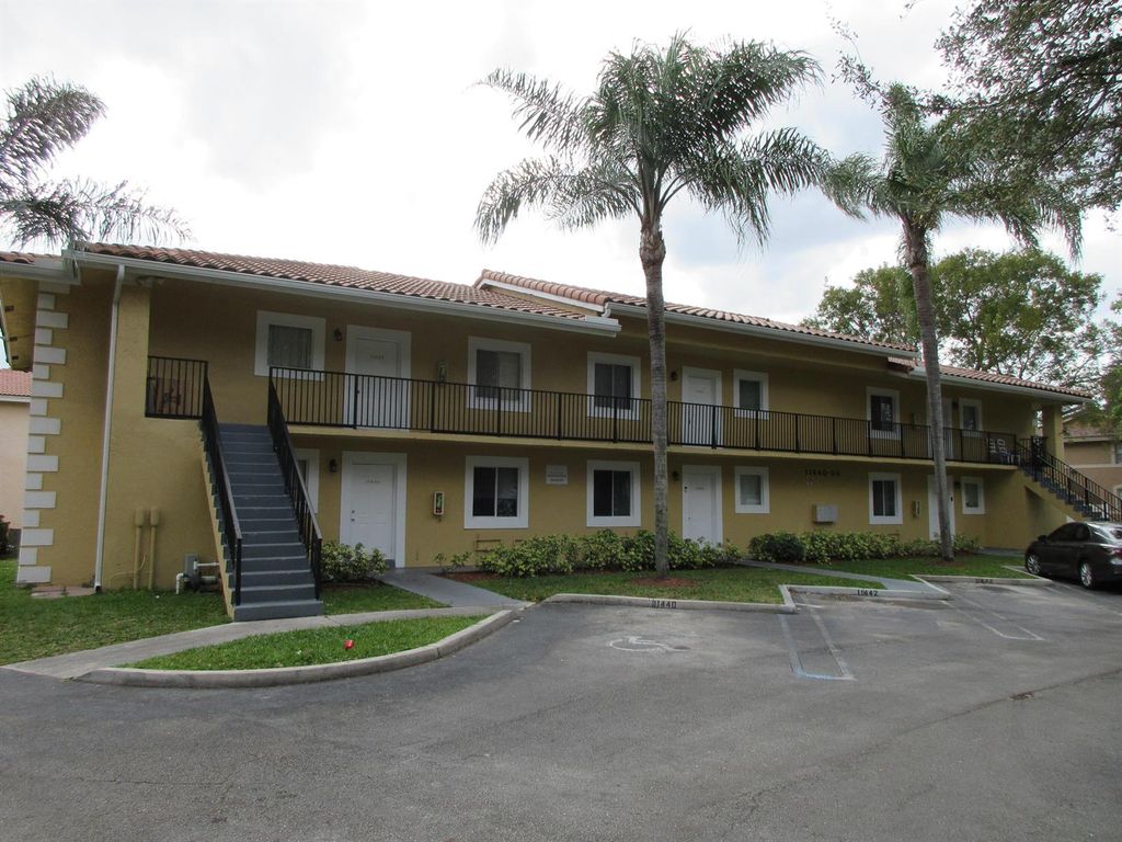 11448 NW 42nd Street, Coral Springs, FL 33065