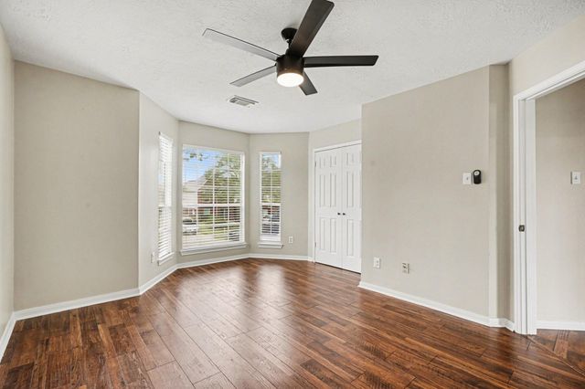 1513 Mija Lane, Seabrook, TX 77586