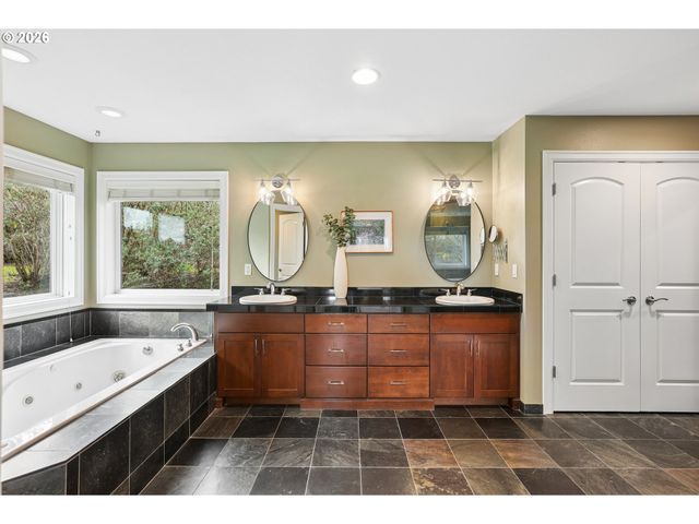 1506 Nw GREGORY Dr, Vancouver, WA 98665