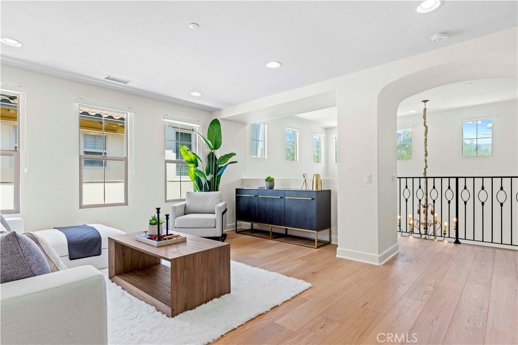 Image 15 of property listing at 122 Catalonia, Irvine, CA 92618