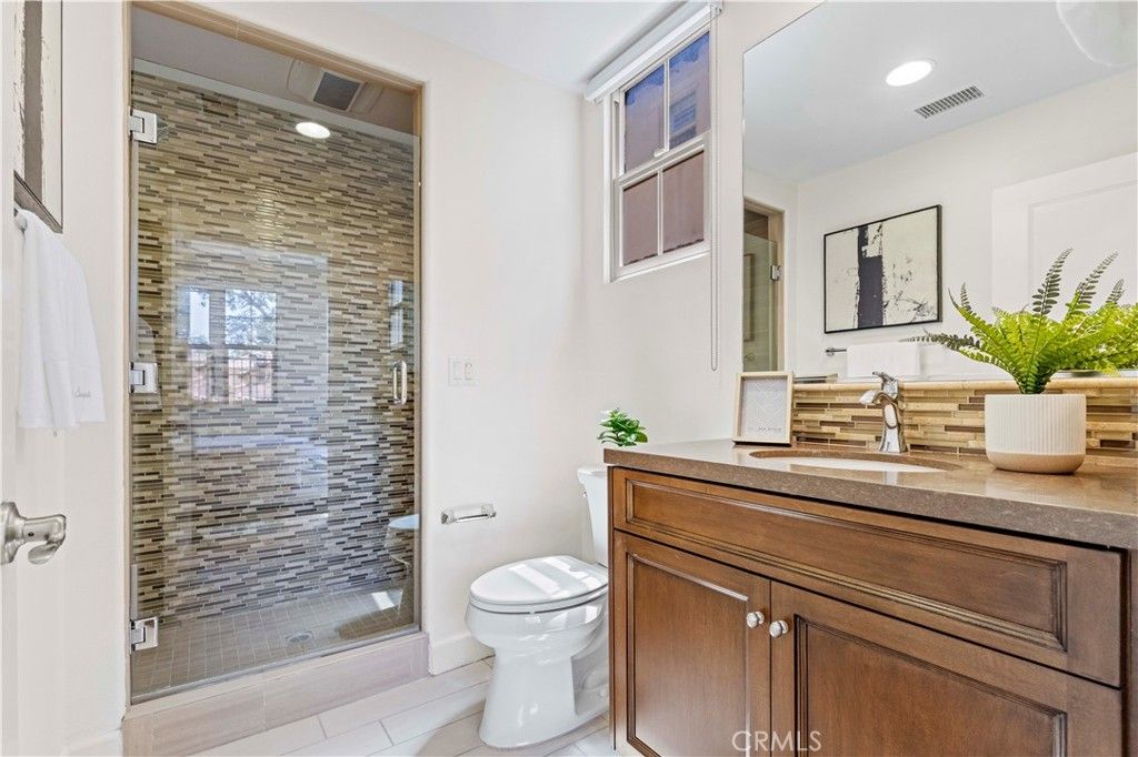 Image 27 of property listing at 122 Catalonia, Irvine, CA 92618