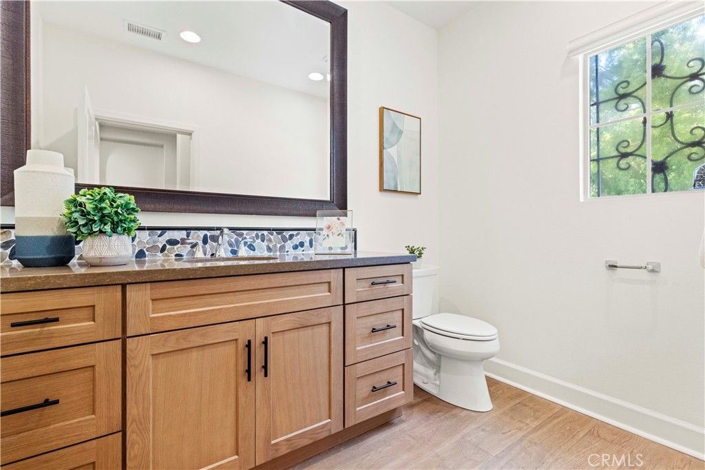Image 28 of property listing at 122 Catalonia, Irvine, CA 92618