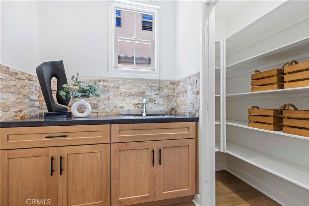 Image 33 of property listing at 122 Catalonia, Irvine, CA 92618