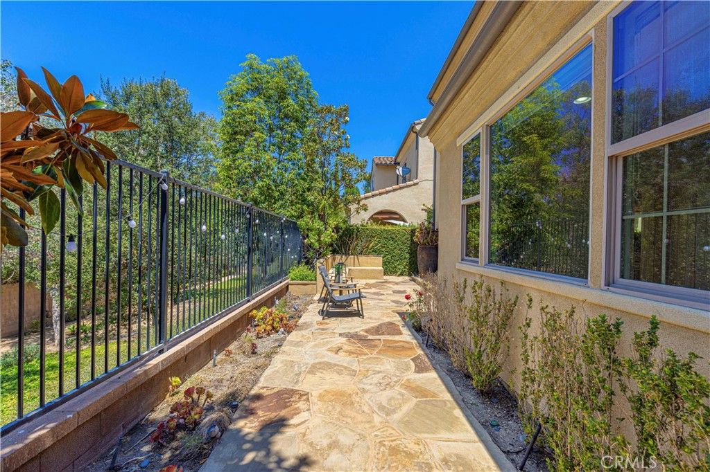 Image 36 of property listing at 122 Catalonia, Irvine, CA 92618