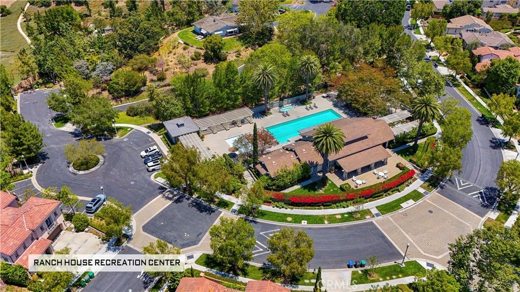 Image 43 of property listing at 122 Catalonia, Irvine, CA 92618