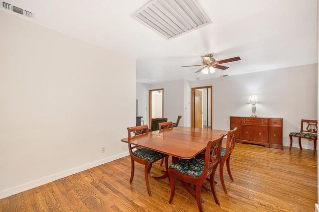 2633 Granite Way, Sacramento, CA 95821