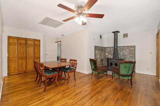 2633 Granite Way, Sacramento, CA 95821