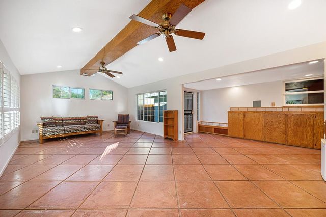 2633 Granite Way, Sacramento, CA 95821