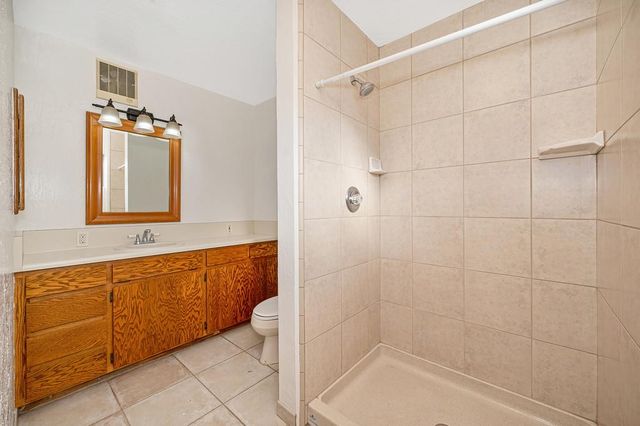 2633 Granite Way, Sacramento, CA 95821