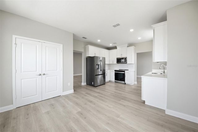 7521 LAUREATE BOULEVARD 5403, Orlando, FL 32827