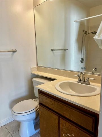 19451 Sherman Way 501, Reseda, CA 91335