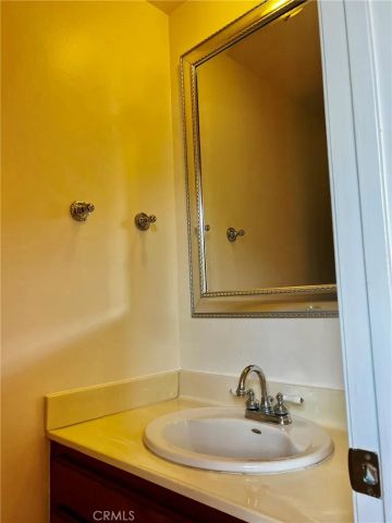 19451 Sherman Way 501, Reseda, CA 91335