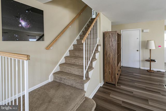 27 RICHARDS RD, Lawrence Township, NJ 08648