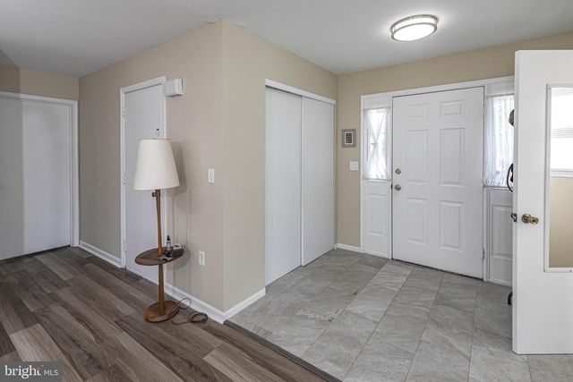 27 RICHARDS RD, Lawrence Township, NJ 08648