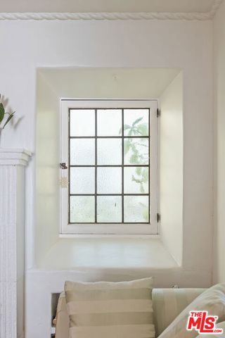 4115 Edgehill Drive, Los Angeles, CA 90008