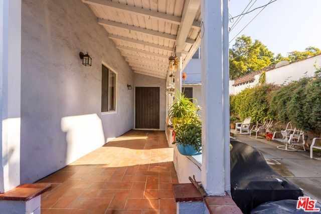 4115 Edgehill Drive, Los Angeles, CA 90008