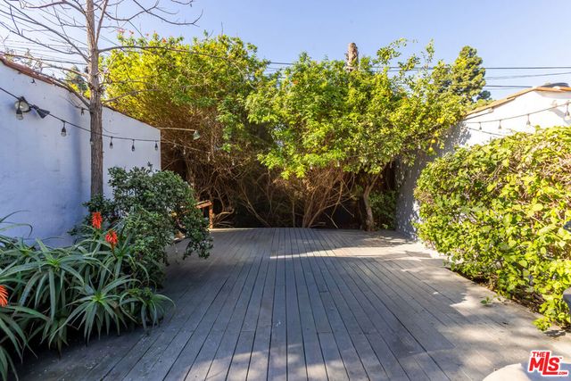 4115 Edgehill Drive, Los Angeles, CA 90008