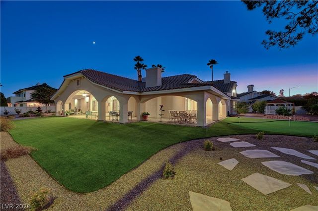 2000 Alexa Breanne Court, Las Vegas, NV 89117