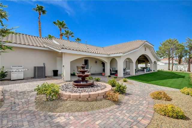 2000 Alexa Breanne Court, Las Vegas, NV 89117