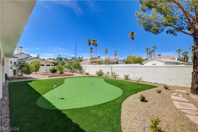 2000 Alexa Breanne Court, Las Vegas, NV 89117
