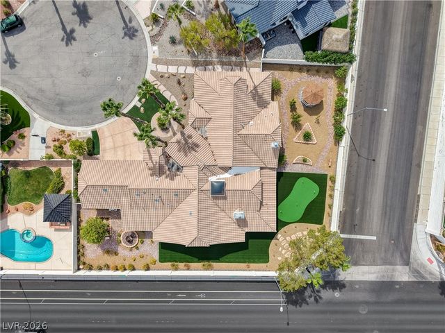 2000 Alexa Breanne Court, Las Vegas, NV 89117