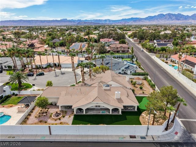2000 Alexa Breanne Court, Las Vegas, NV 89117