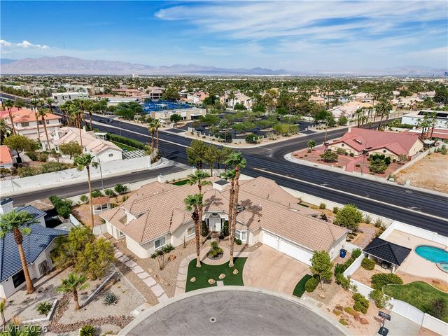 2000 Alexa Breanne Court, Las Vegas, NV 89117