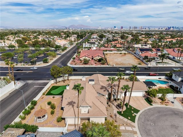 2000 Alexa Breanne Court, Las Vegas, NV 89117